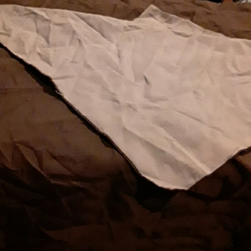 SET OF  PILLOW  SHAMS  BROWN & TAN COLOR